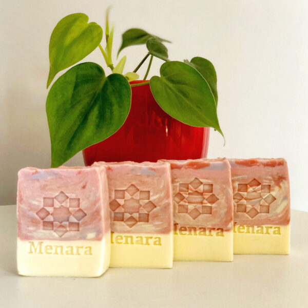 La Vie en Rose: jasmine and orange blossom luxurious body soap